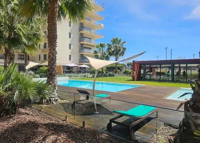 Appartement River Terrace & Pool View - Seixal *