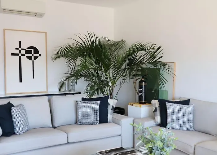 River Terrace & Pool View - Seixal * Seixal (Setubal)