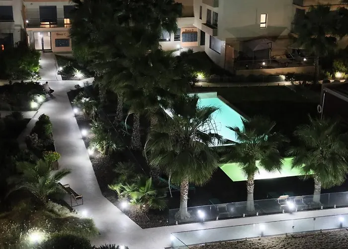 River Terrace & Pool View - Seixal Appartement *